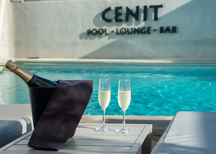 Hotel Cenit & Apts Sol Y Viento Ibiza-stad
